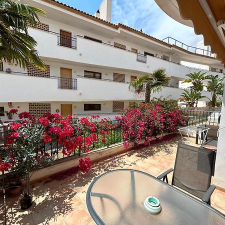 Apartamento Complejo Residencial ラルファス・デル・ピ エクステリア 写真