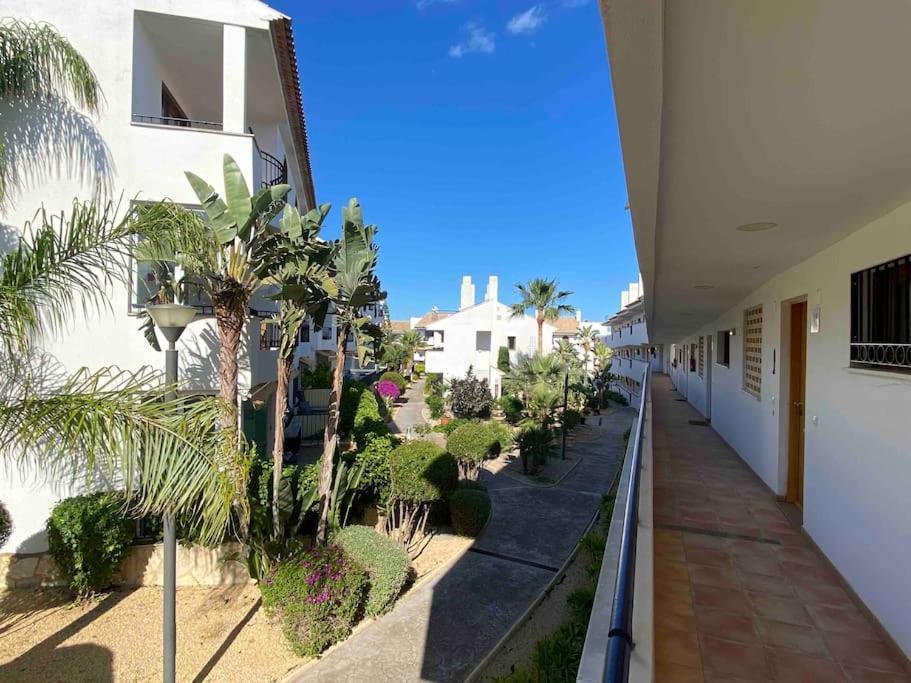 Apartamento Complejo Residencial ラルファス・デル・ピ エクステリア 写真